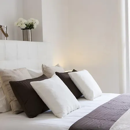 Joivy Downtown Blue Apartman